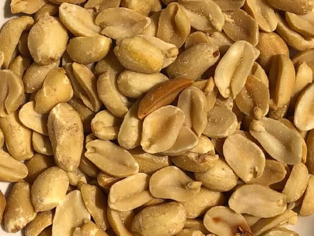 Арахис (Arachis hypogaea)